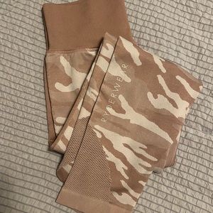 Ryderwear small leggings